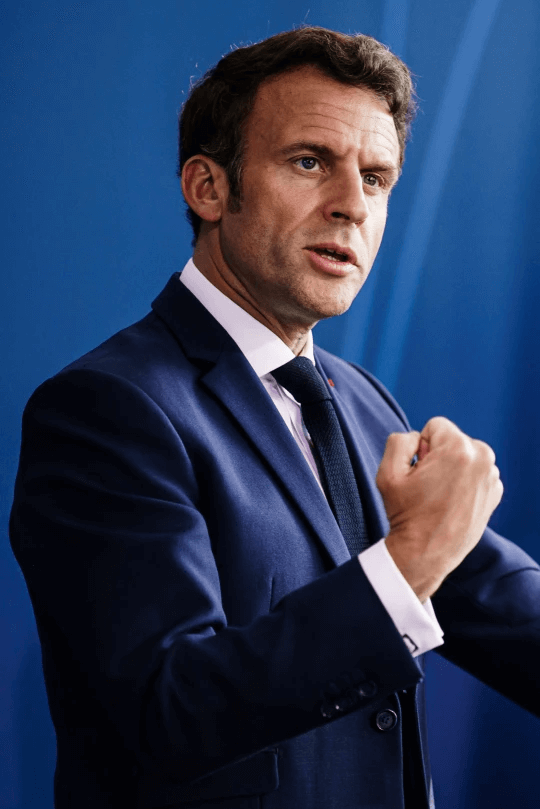 Emmanuel Macron Pressure